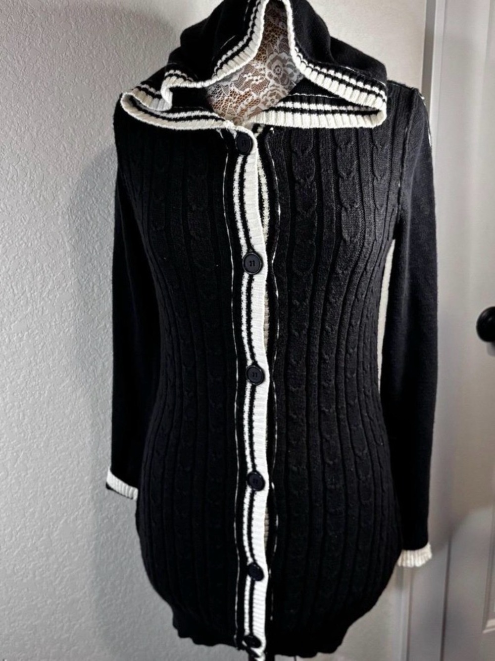 James Perse Black Hooded Cable-Knit Cardigan with White Trim